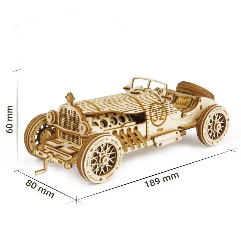 Maquette voiture de course ancienne